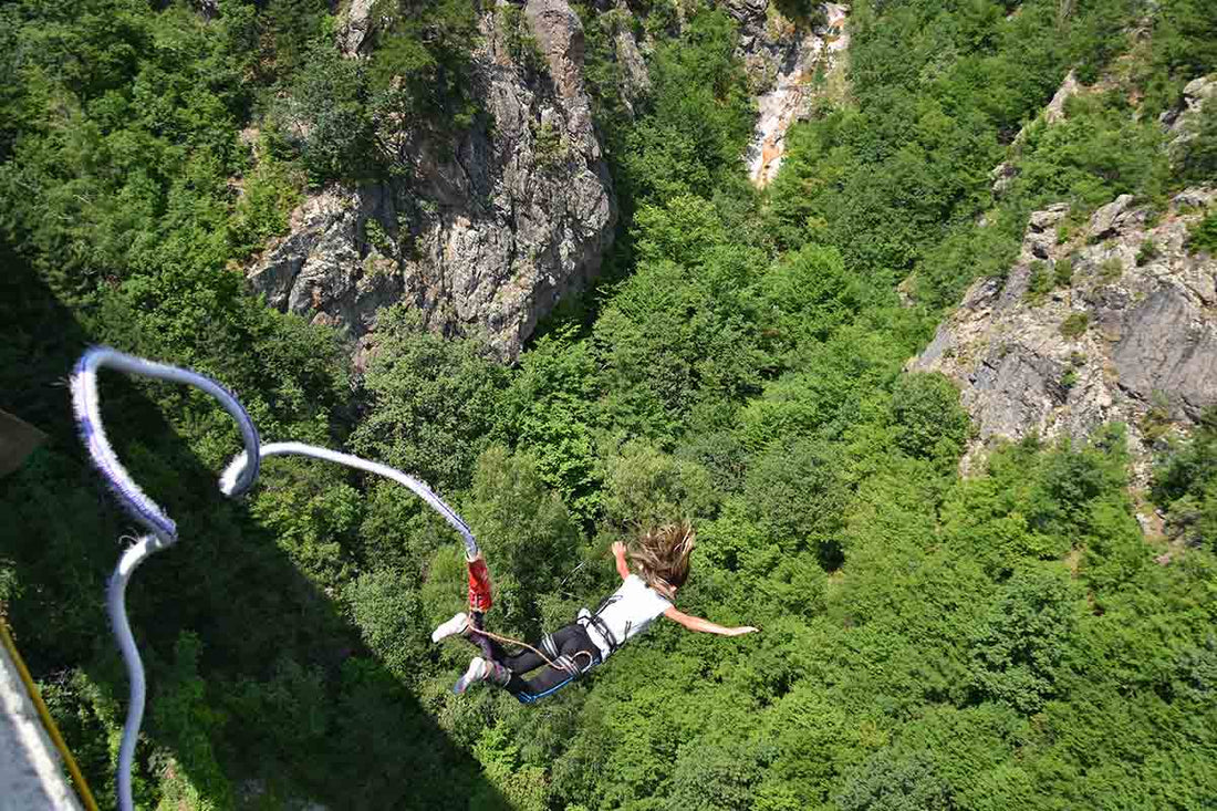 Afraid to Bungee Jump? Eat Mad Dog 357 Hot Sauce to Find Your Courage!