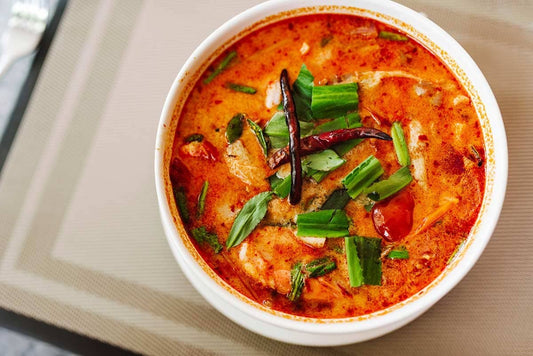 🔥 Fiery Tom Yum Soup with Mad Dog 357 Reaper Sriracha 🔥