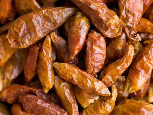 How to dehydrate chili peppers in the oven